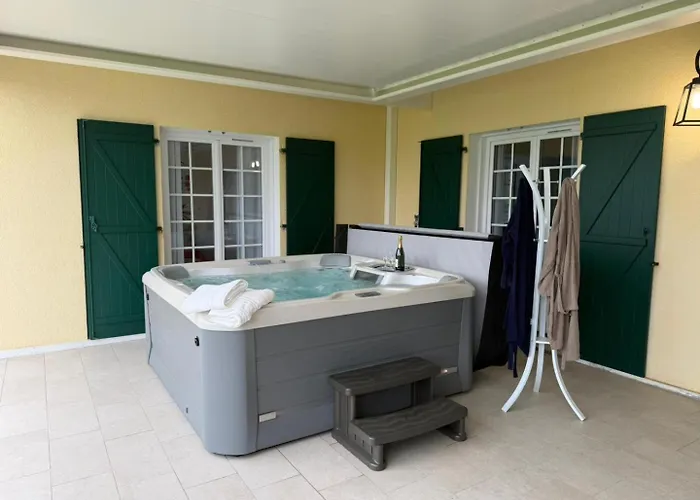 Petit Du Nougues Holiday home *